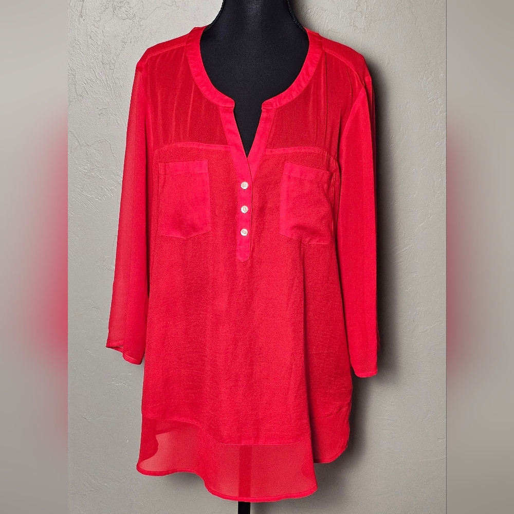 [EXPRESS] Bright Red Partially Sheer & Lined Blouse ○● Half Button-Down V-Neck - Picture 5 of 16